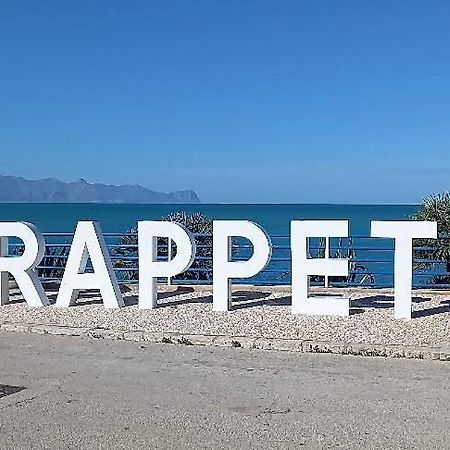 Casa Vacanza Trappeto Palermo Villa Bagian luar foto