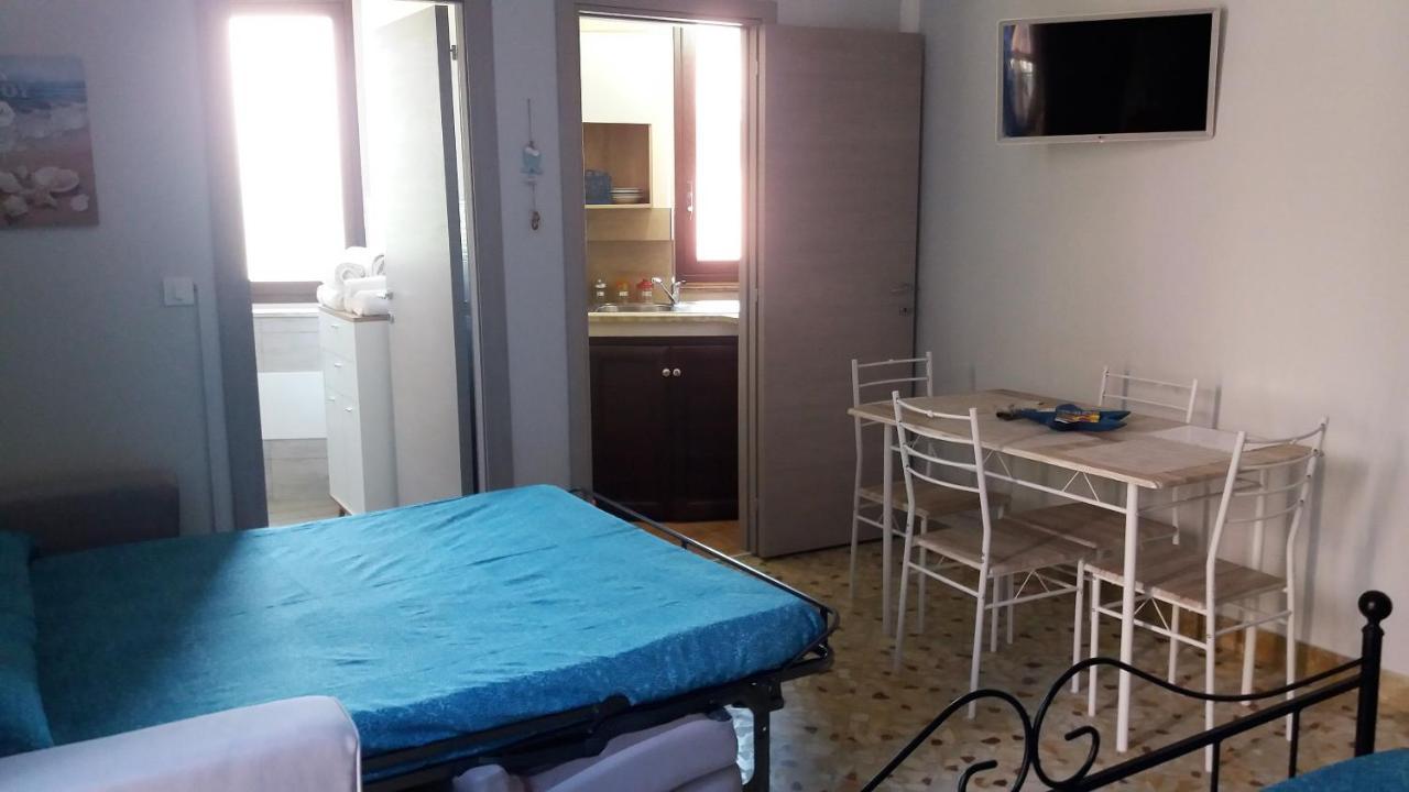 Casa Vacanza Trappeto Palermo Villa Bagian luar foto