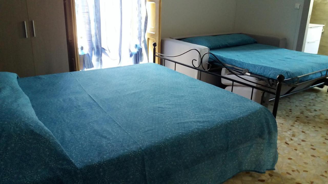 Casa Vacanza Trappeto Palermo Villa Bagian luar foto